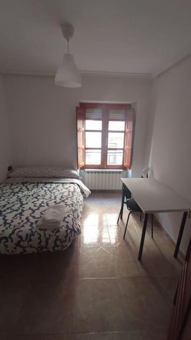 Piso Centrico En Casco Antiguo Apartment Leon Luaran gambar